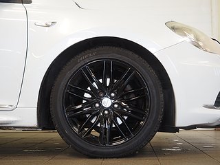 Sedan Suzuki Kizashi 8 av 23