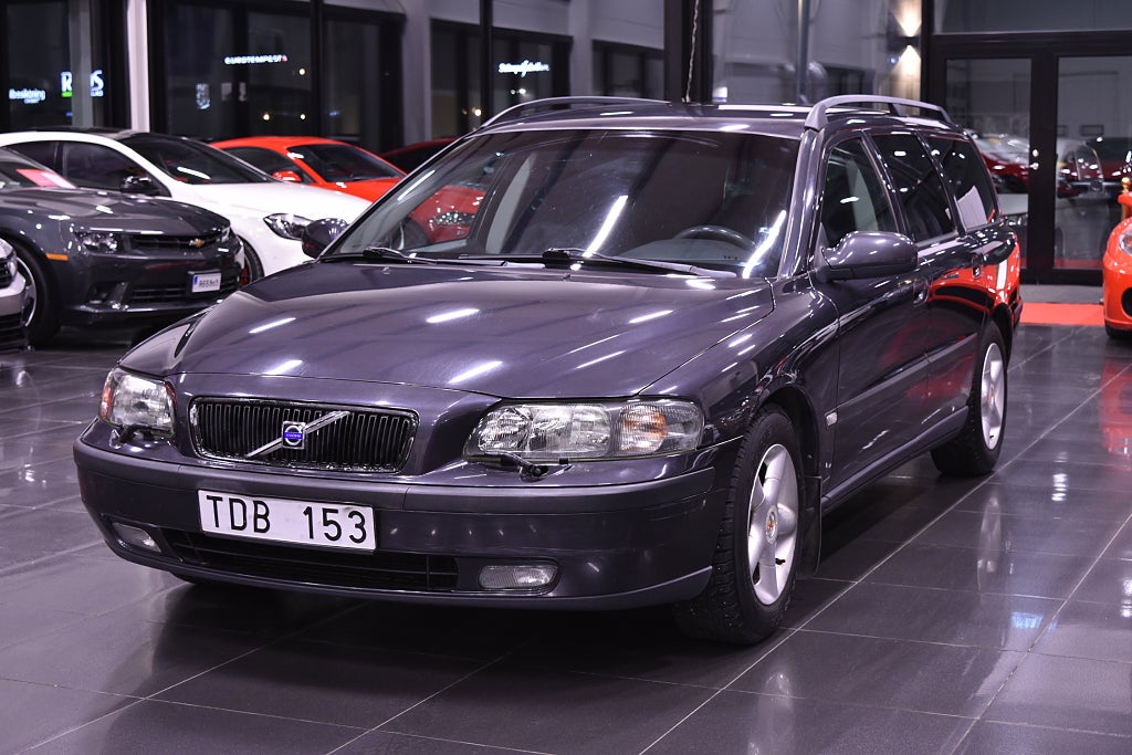 Volvo V70 2.4 Business Euro 4|Endast 1 ägare | Låga mil |Dragkrok