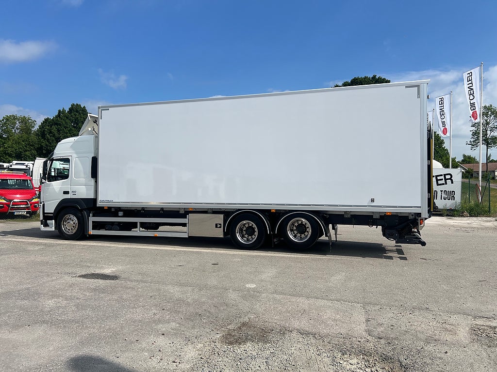 Volvo FM13 410 6x2 Skåpbil, *17 400 Mil*, Euro 6