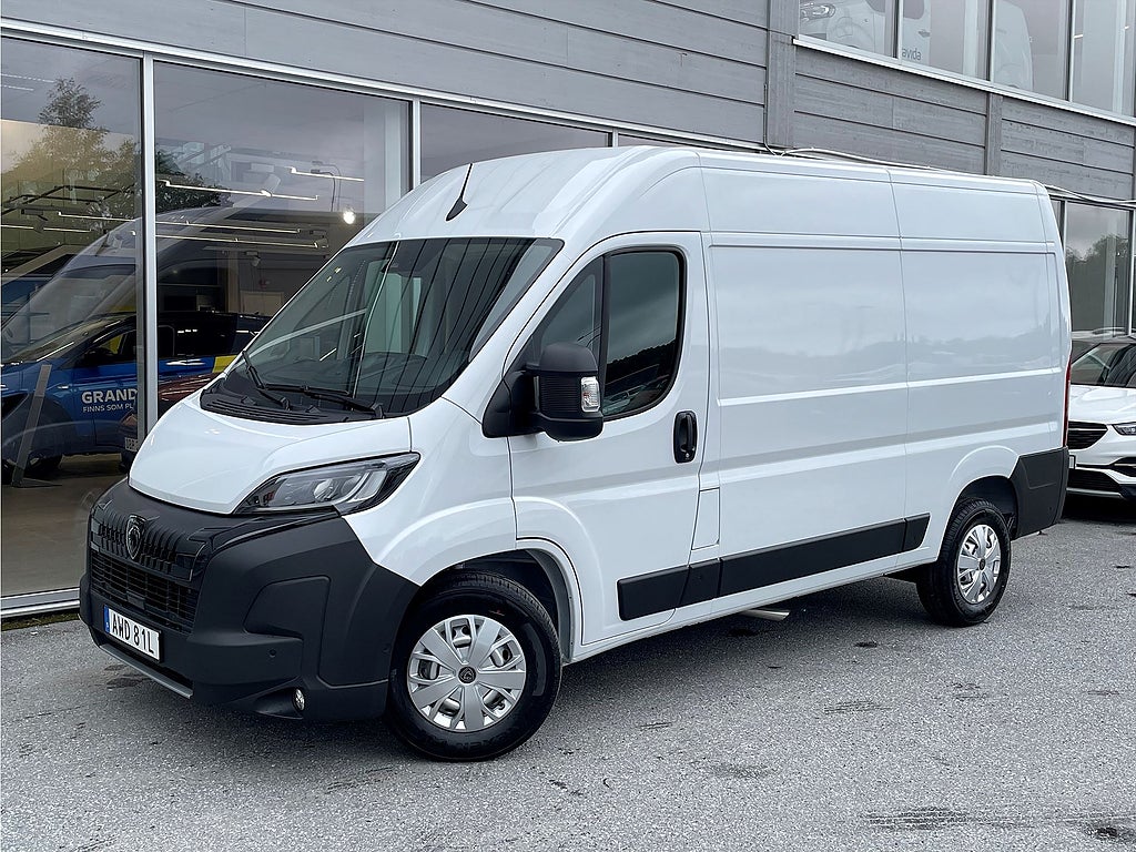 Bild på Peugeot Boxer BlueHDi 140hk Aut L2H2 - DEMO