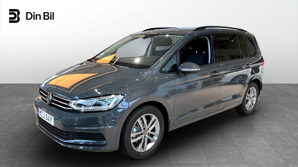 Volkswagen Touran 1.5 TSI 150hk EDITION Drag, värmare