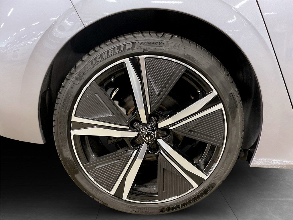 Bild på Peugeot 308 5D GT 1.2 PT 130hk Aut KAMPANJRÄNTA 3,99%