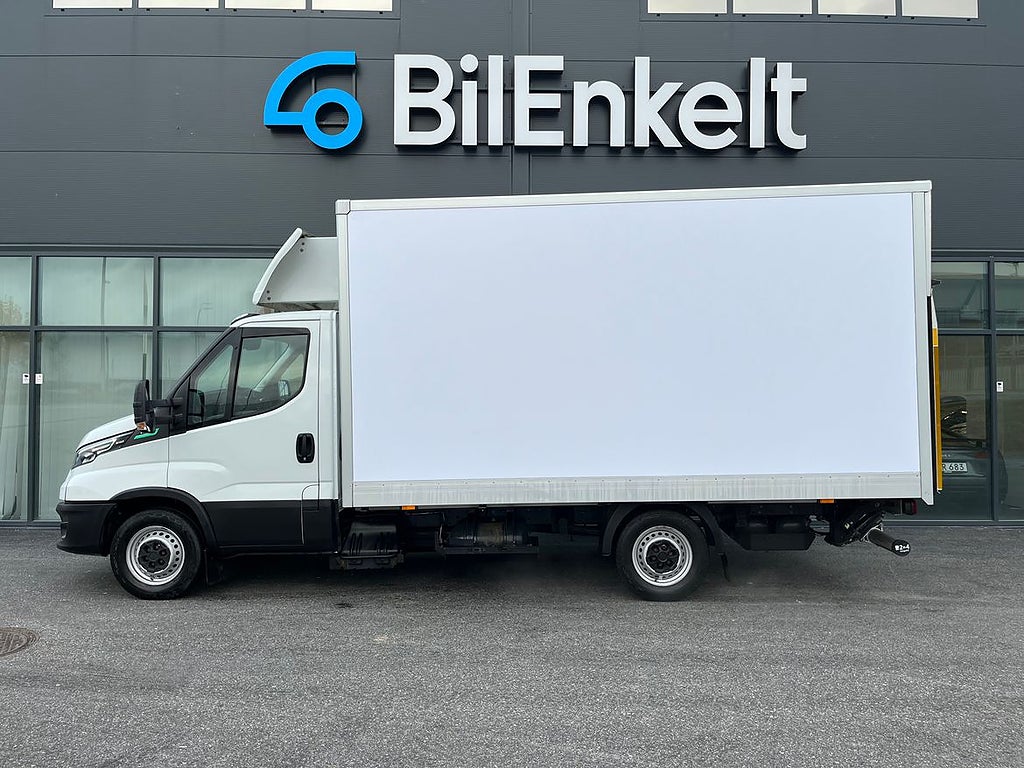 Iveco Daily 35-NP Chassis Cab Auto Volymskåp Bakgavellyft