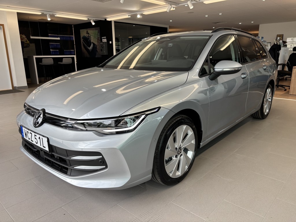 Volkswagen Golf VIII