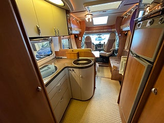 Husbil-halvintegrerad Hobby Toskana Exclusive 750 ELC 15 av 24