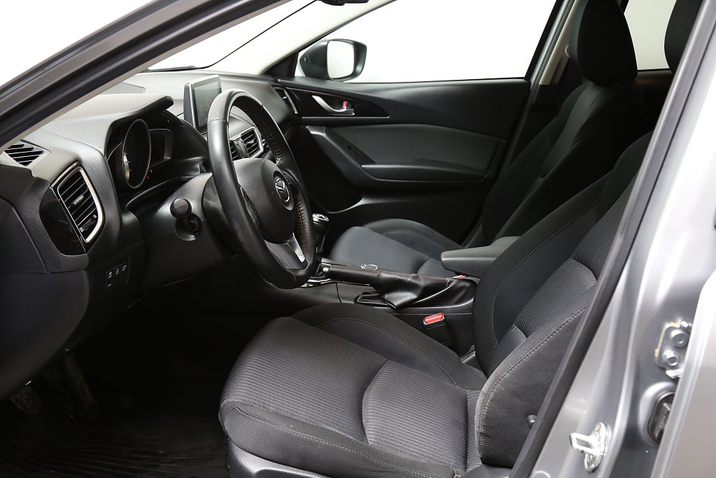 Mazda 3 Sport 2,0 SKYACTIV-G 120hk Vision Navi P-sensorer 2016