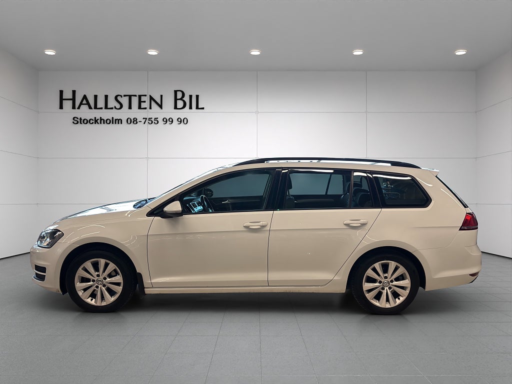 Volkswagen Golf 1.2 TSI SportCombi BMT Dragkrok CarPlay Skatt 492:-