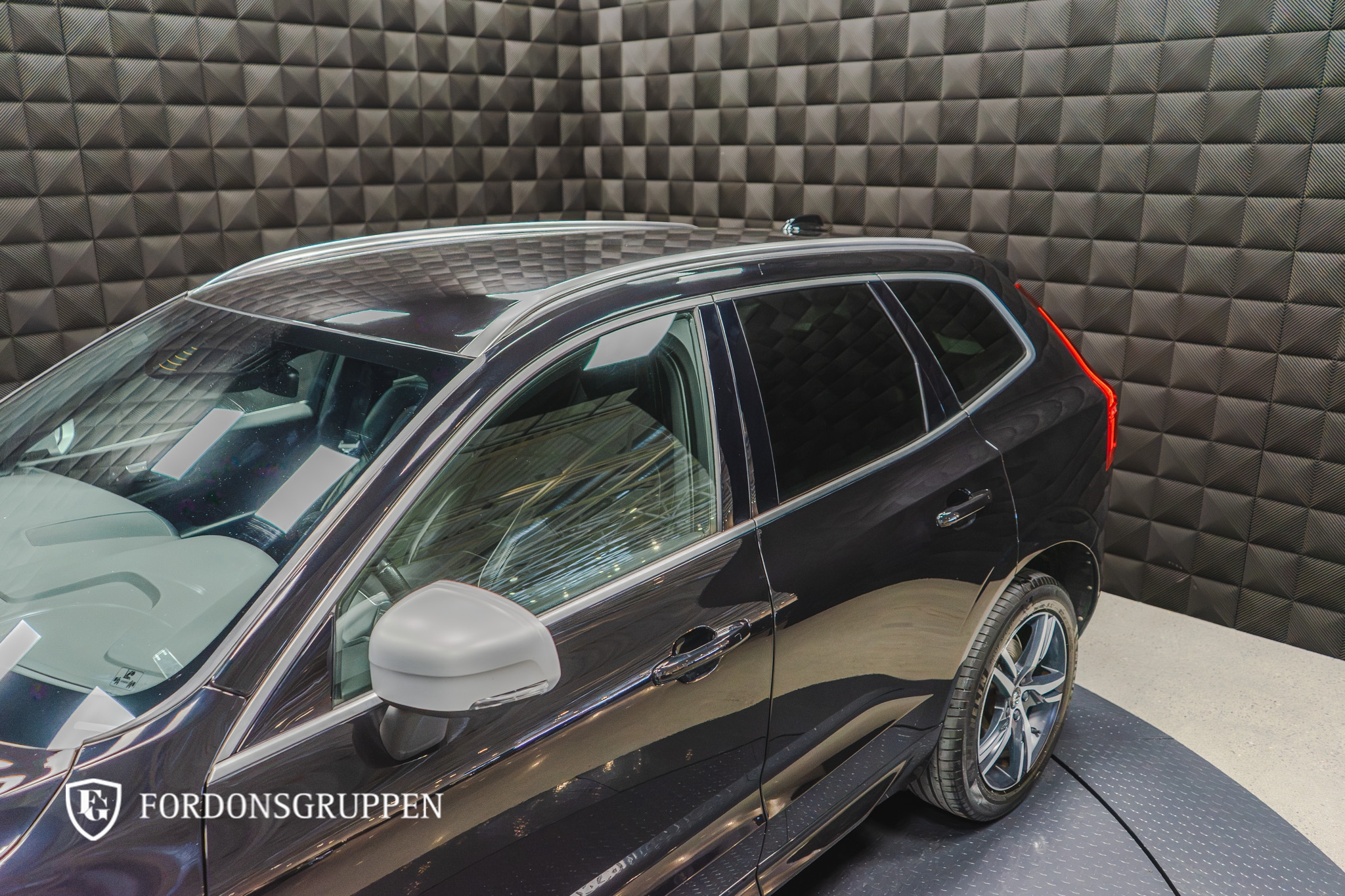 Volvo XC60 D4 AWD R-Design / Drag / VOC 2018, bild 2/60