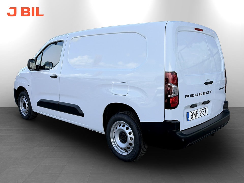 Bild på Peugeot Partner 130hk Aut L2 - EDITION! SERVICE & V-HJUL INGÅR!