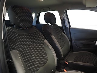 SUV Renault Captur 16 av 21