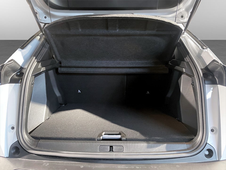 Bild på Peugeot 2008 GT Hybrid 145hk Aut - OMGÅENDE LEVERANS!