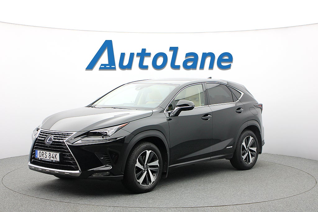 Lexus NX 300h AWD 2.5 AWD, Luxury Line,Pano, 360°-kamera, 197hk