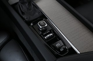 SUV Volvo XC60 12 av 26