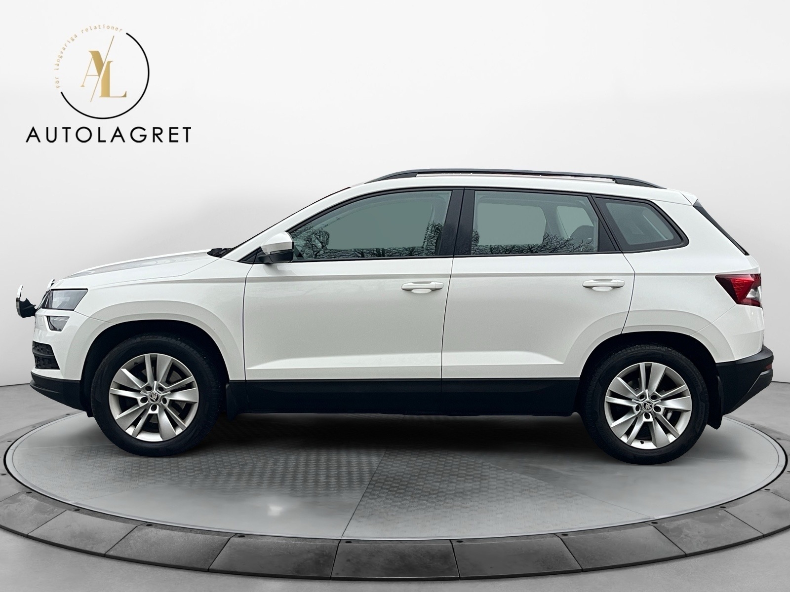 Skoda Karoq 2018, bild 2/49