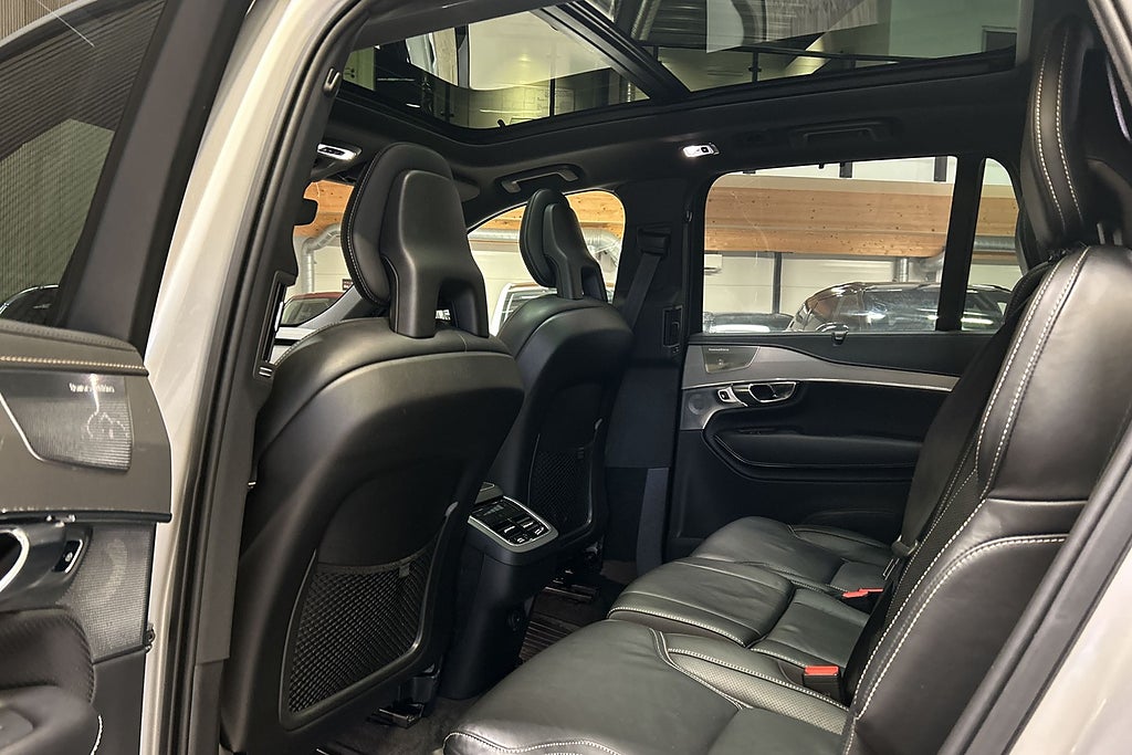 Volvo XC90 B5 AWD R-Design Pro Edition 7-sits- B&W-Luft-22"