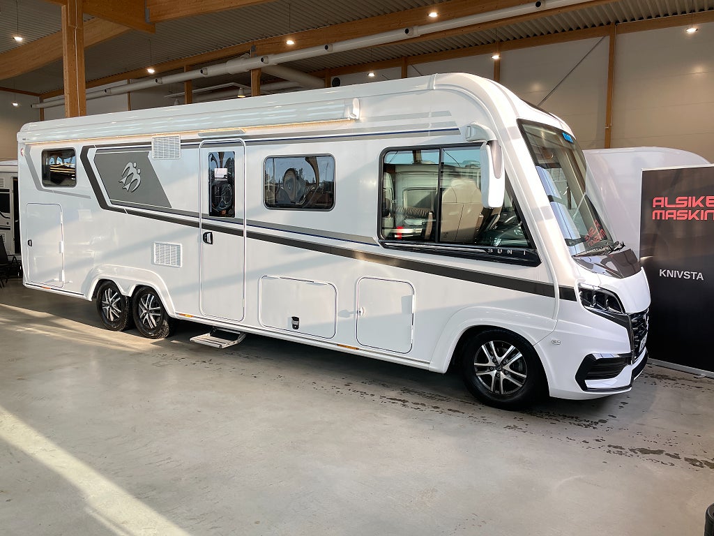 Knaus 900 LEG Sun I / Hydraul-Ben / AC-Bodel x2 / Aut-180hk /Inverter/