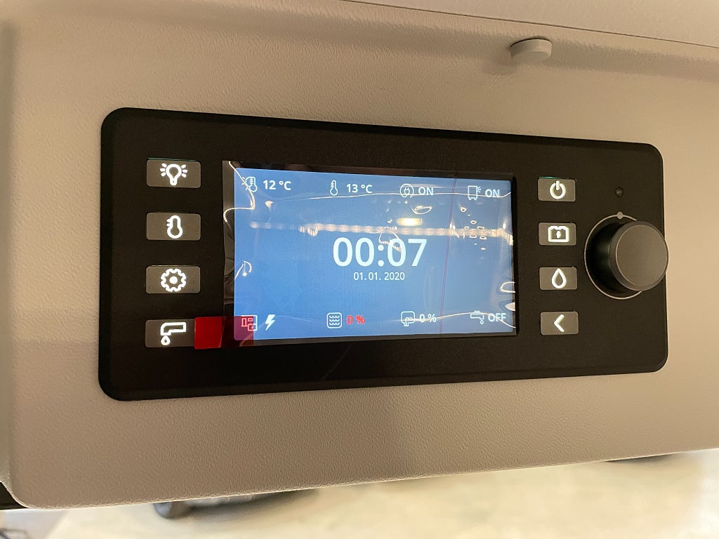 Sun Living V 65 GX / Dieselvärme / Höj & Sänkbarsäng / Automat / B-körkort/ - Sun Living