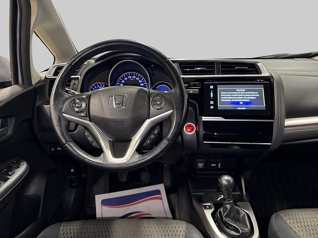 Honda Jazz 1.3 i-VTEC 100hk Elegance Navi Manuell Dragkrok – bild 7