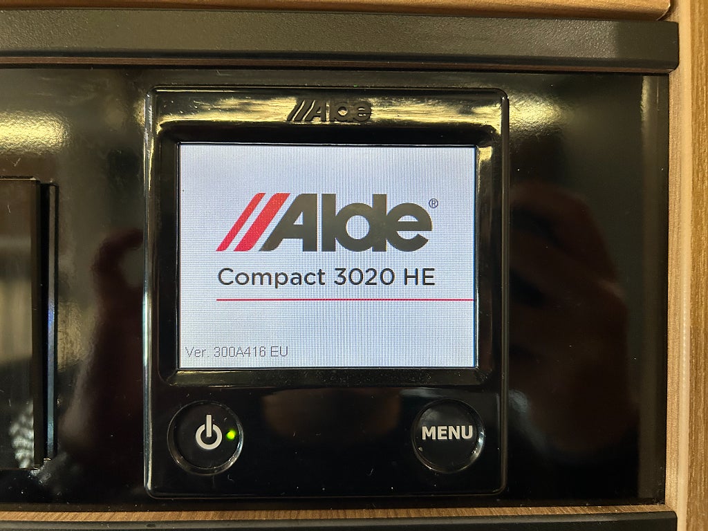 Adria Matrix Nordkapp 670 SL / Alde / Taksäng / Litium / B-kort / Solc - Adria