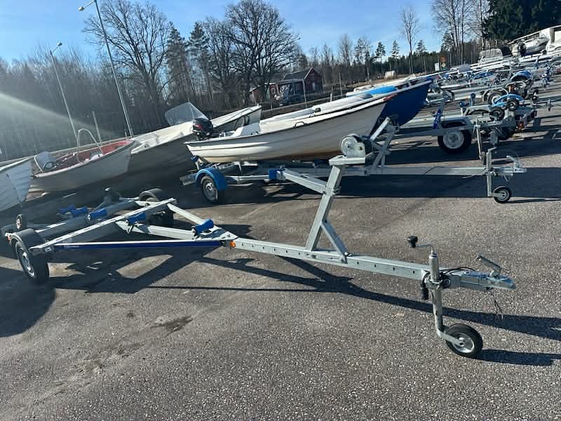 GAR Brentex 1000 kg 80 km/h båttrailer obromsad 