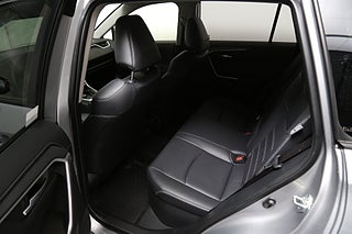 SUV Toyota RAV4 24 av 26