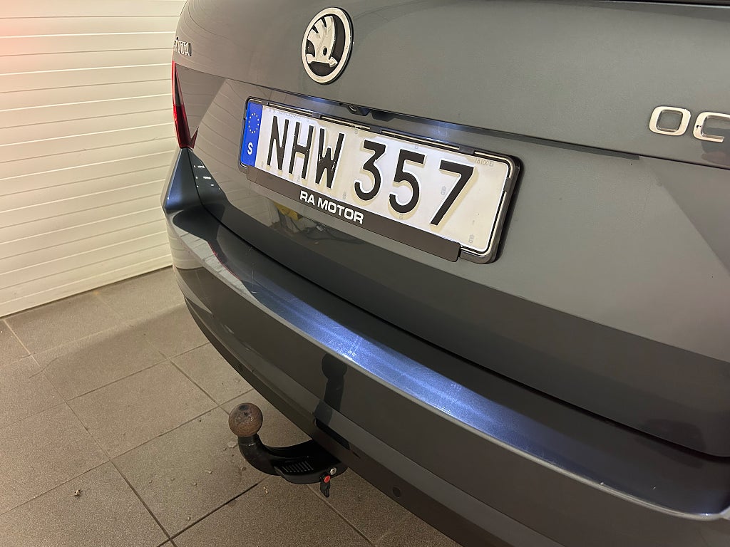 Skoda Octavia Kombi 1.5 TSI Premium Drag P-Värm Navi B-Kam 2019