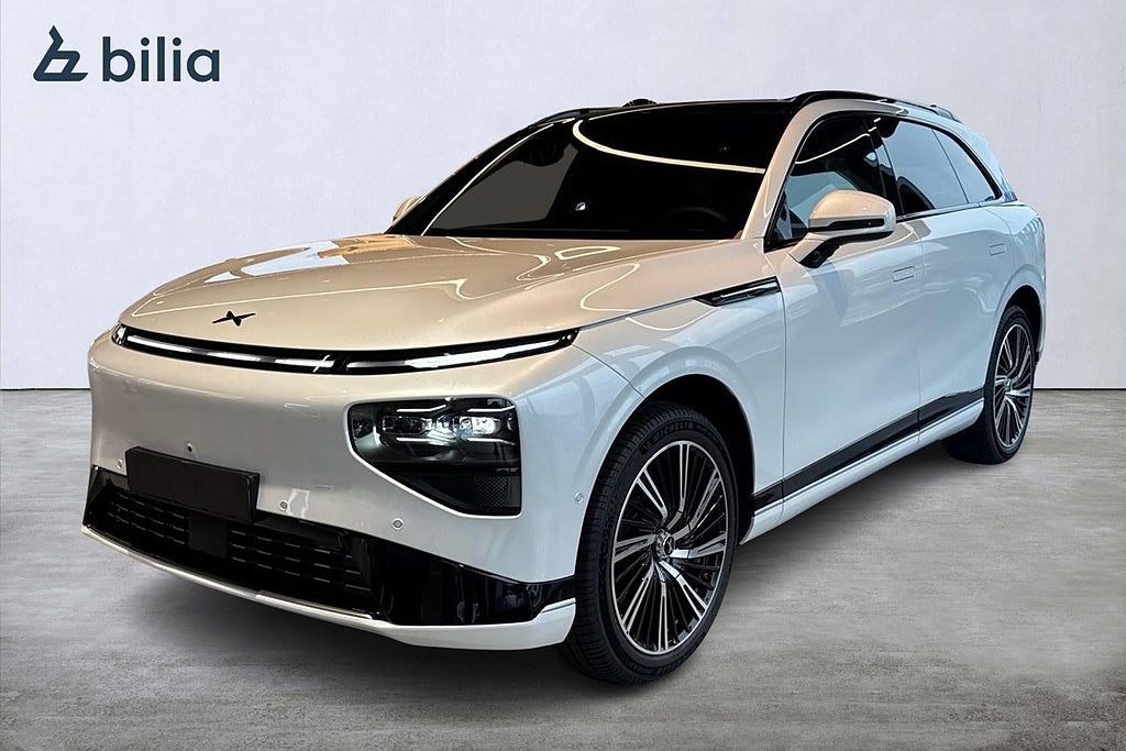 XPENG G9 Performance AWD Panorama/360/Dragkrok/Dynadio/Massage