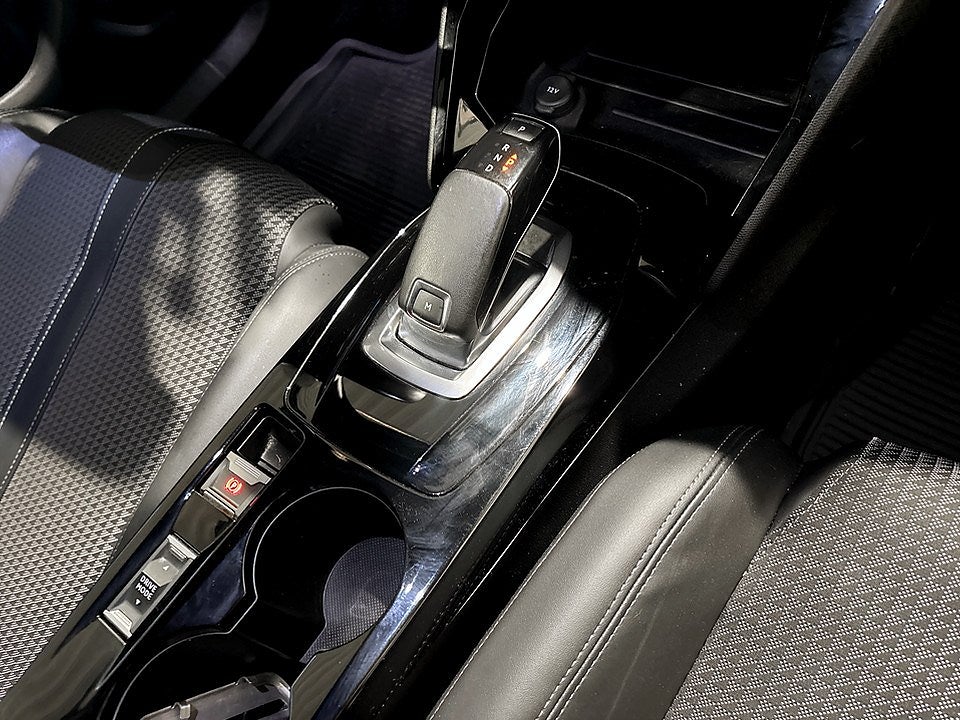 Bild på Peugeot 2008 GT-Line 1.2 PT 130hk Aut - B-KAMERA, DRAG