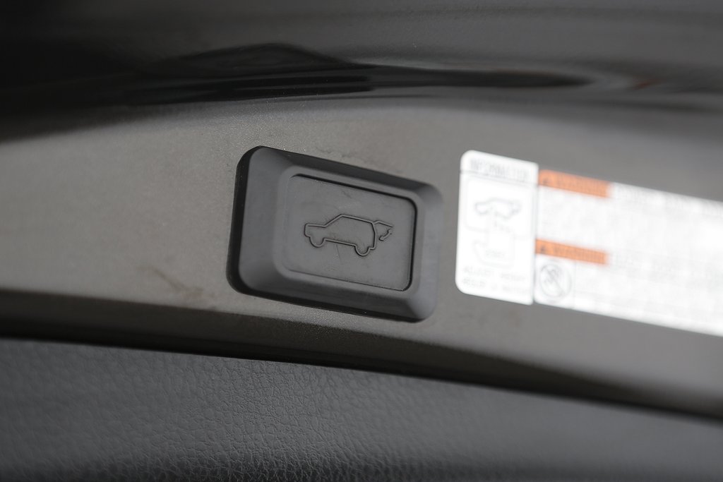 Toyota RAV4 Hybrid 2,5 197hk AWD-i E-CVT Active Plus Drag 2016