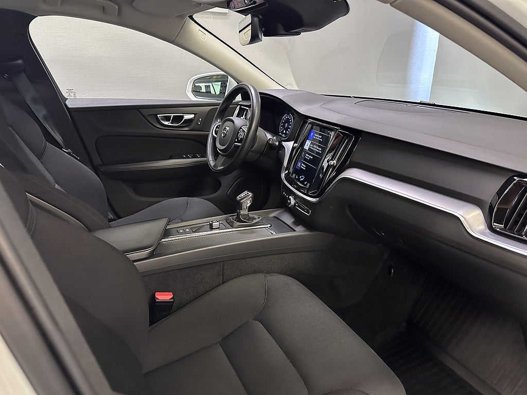 Volvo V60 D3 Geartronic Momentum | NYKAMREM | ADAPTIV | SENSOR |