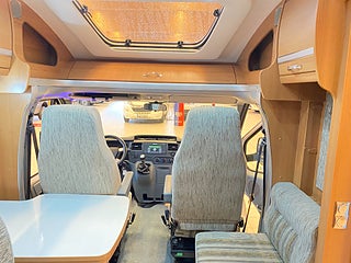 Husbil-halvintegrerad LMC LIBERTY 654 G TI 21 av 26