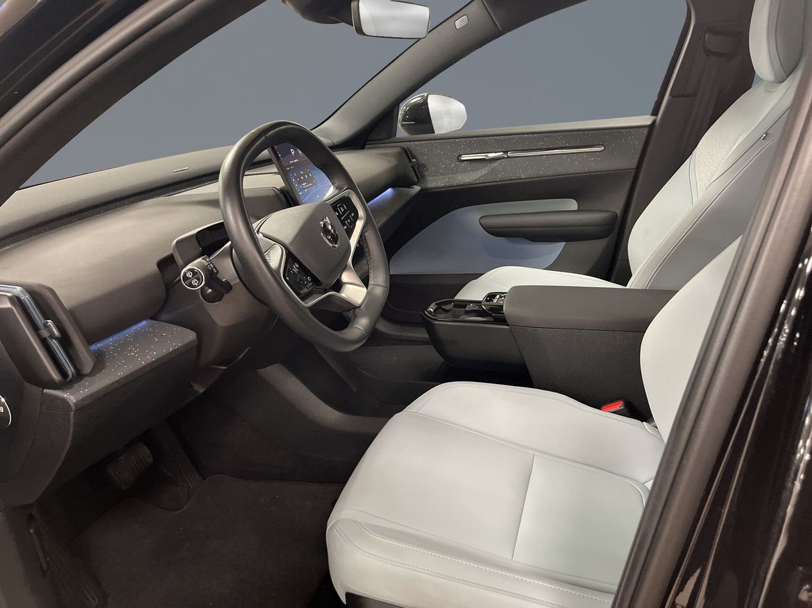 Volvo EX30 Twin Motor Performance Ultra 2025, kuva 6/10