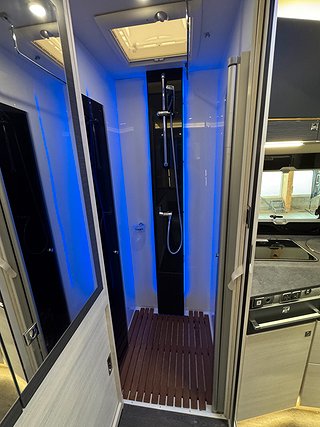 Husbil-integrerad Chausson 6040 Premium 160HK Aut 11 av 21