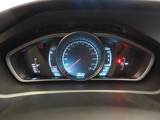 Halvkombi Volvo V40 22 av 25