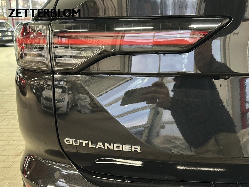 SUV Mitsubishi Outlander 22 av 22