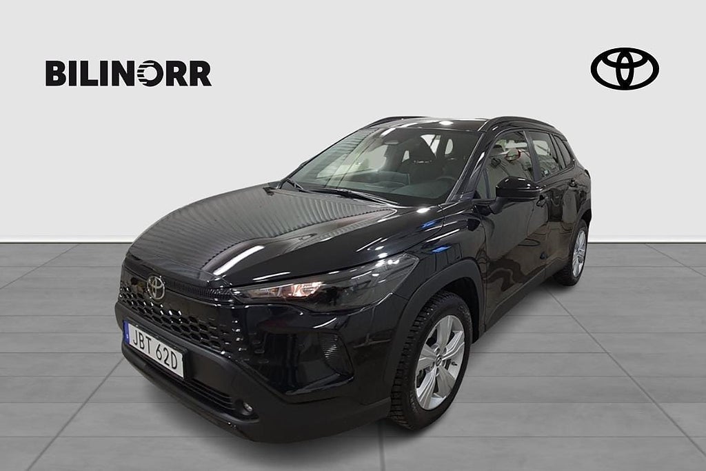 Toyota Corolla Cross COROLLA CROSS 2,0 HYBRID AWD-I ACTIV...