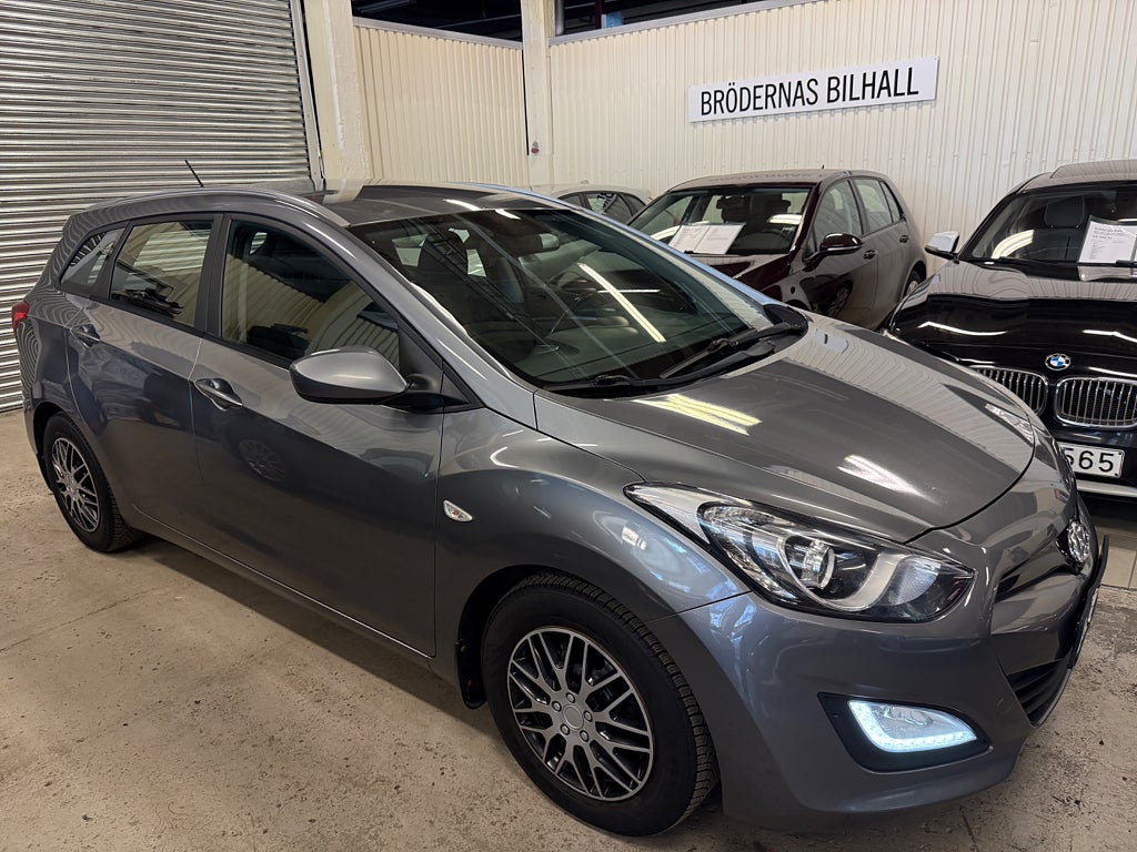 Hyundai i30 Kombi 1.6 GDI Select/ Dragkrok/ 1-Brukare/ Nybesiktad