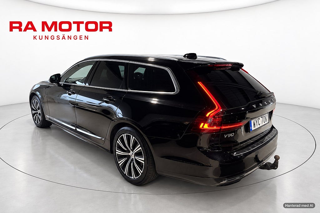 Volvo V90 Recharge T6 AWD 341hk  Momentum Adv | Drag | B-kamera | 2021