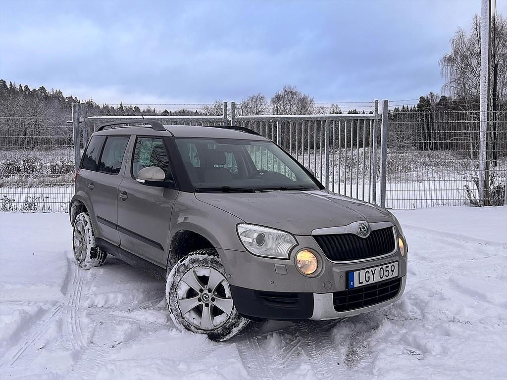 Skoda Yeti 2.0 TDI 4x4 140hk Experience M-Värmare Dragkrok