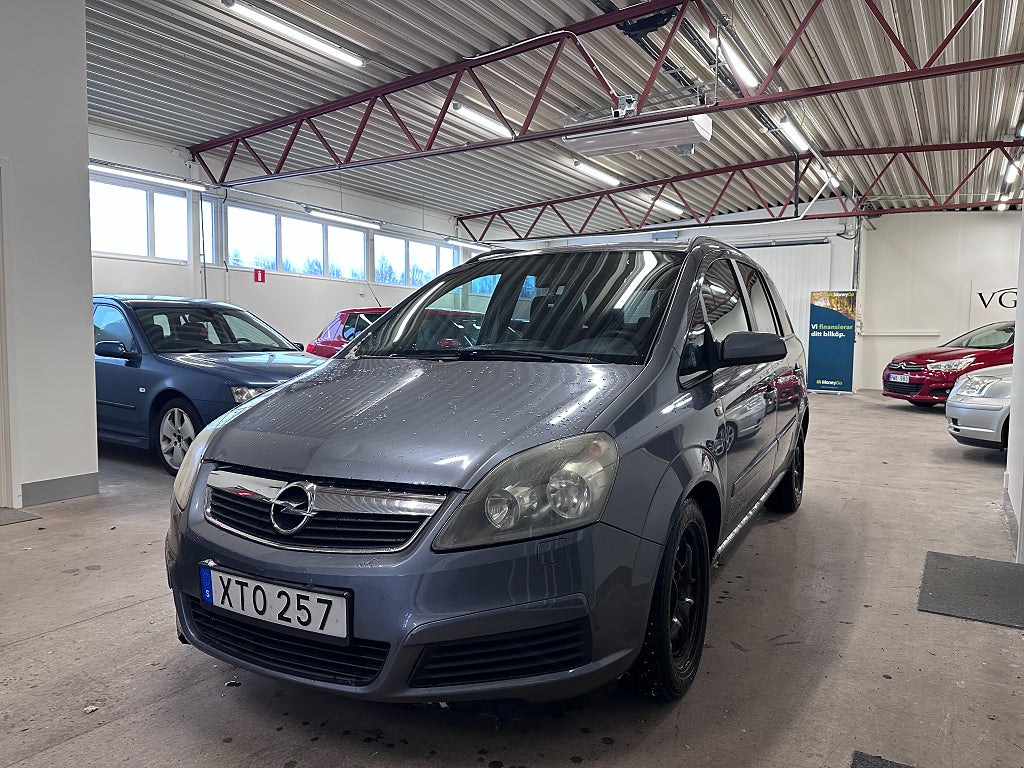 Opel Zafira 1.8 7 sitsig