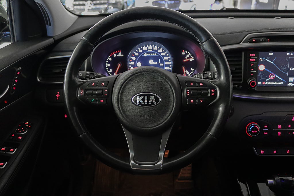 Kia Sorento 2.2 CRDi AWD Special Edit Pano 360kam Infinity