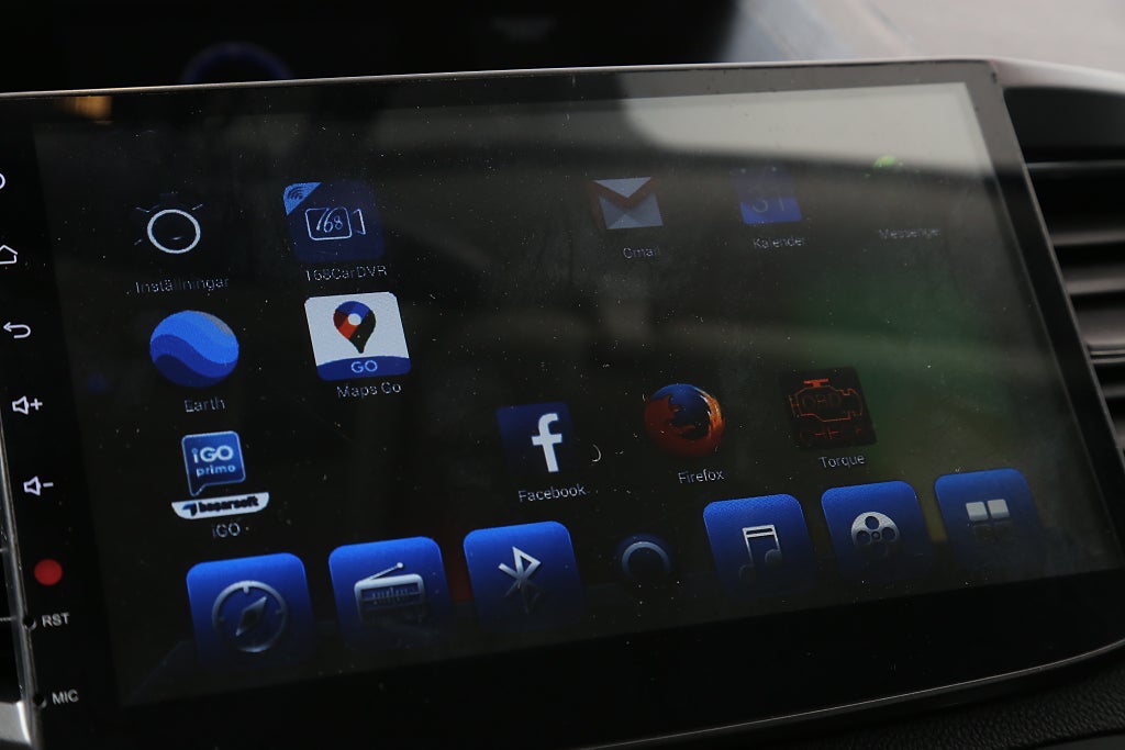 Honda CR-V 2,2 i-DTEC 150hk Elegance 4WD Aut Extraljus Motorv Drag 2014