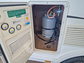 Husbil-halvintegrerad Mc Louis MC2 22 8 av 23