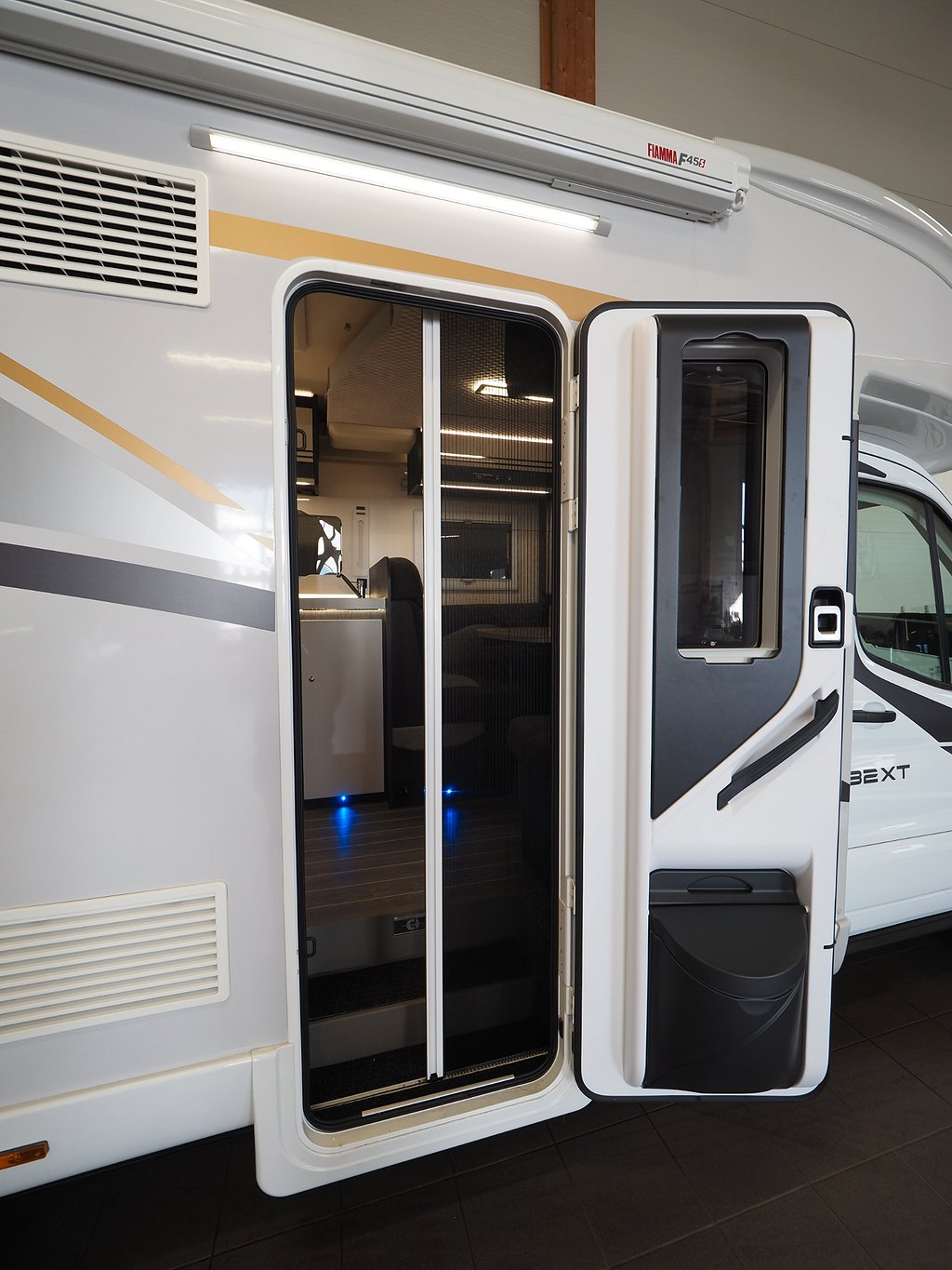 CI Magis 82 XT Aut | Backkamera | Solcell | 155hk 2024