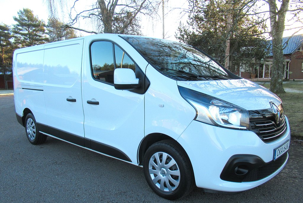 Renault Trafic 125 dCi Långt Skåp L2 H1, Dieselvärmare, Drag 