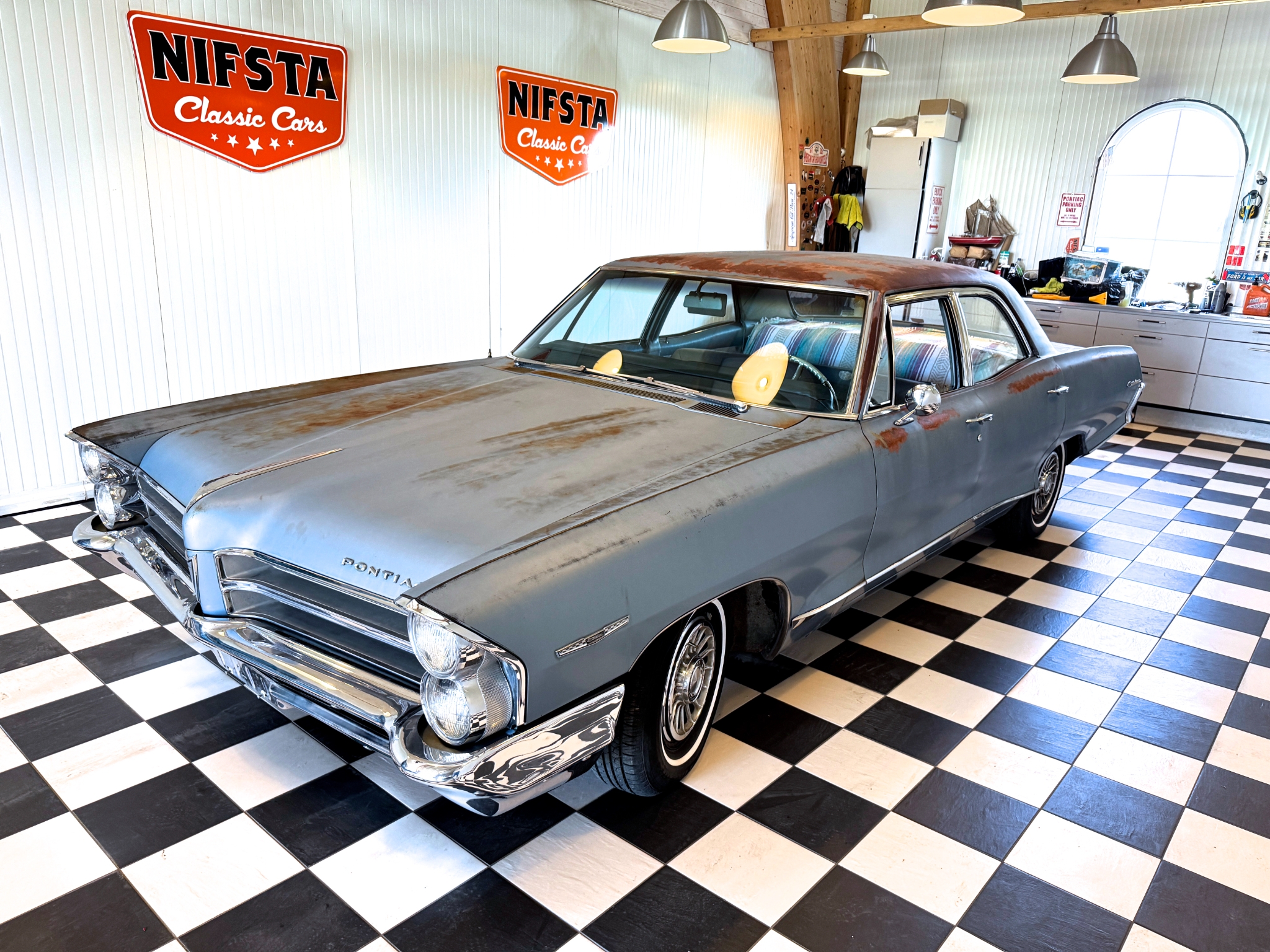 Pontiac Catalina
