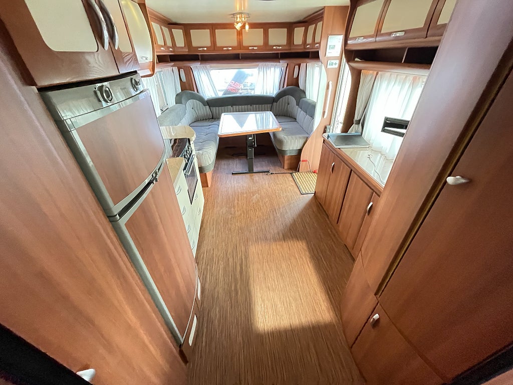 Hobby 780 WLU Nordic Edition /ALDE/Mover/AC/Markis med sidor/Solcell/L - Hobby