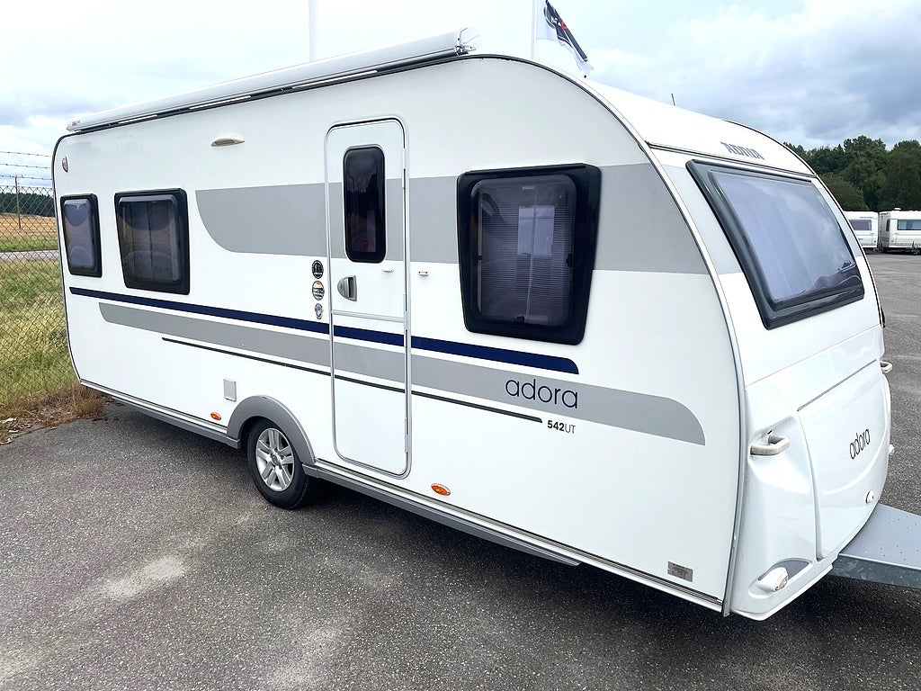 Adria 542 UT Enkelsängar Toa bak Alde Boxmarkis 1500 kg