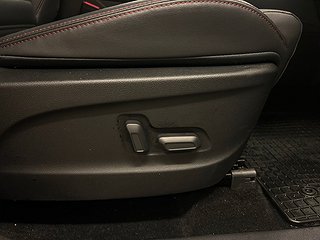 Maxus Euniq 6 70 kWh 360-kamera/Skinn/Panorama/MOMS/SoV-däck