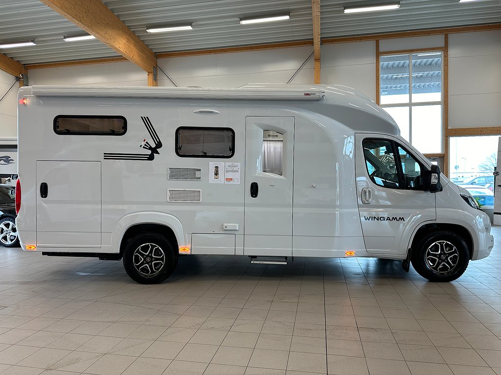 Wingamm Oasi 690 TWIN 140HK AUT Långbädd+taksäng! VINTERVAGN